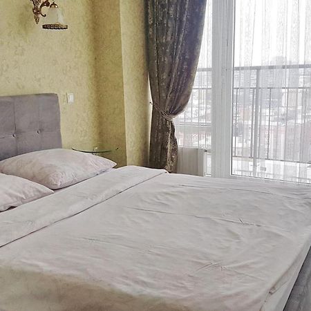 Most City Apart-Hotel Dnipro Exterior photo
