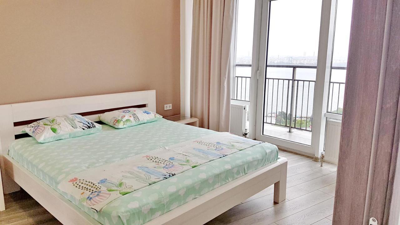 Most City Apart-Hotel Dnipro Exterior photo